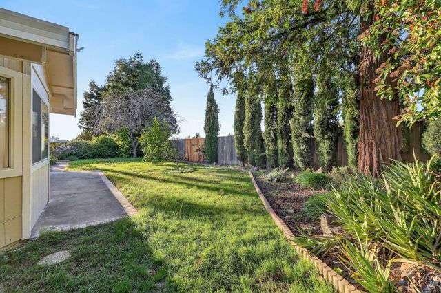 198 Big Valley Rd, Folsom, CA 95630