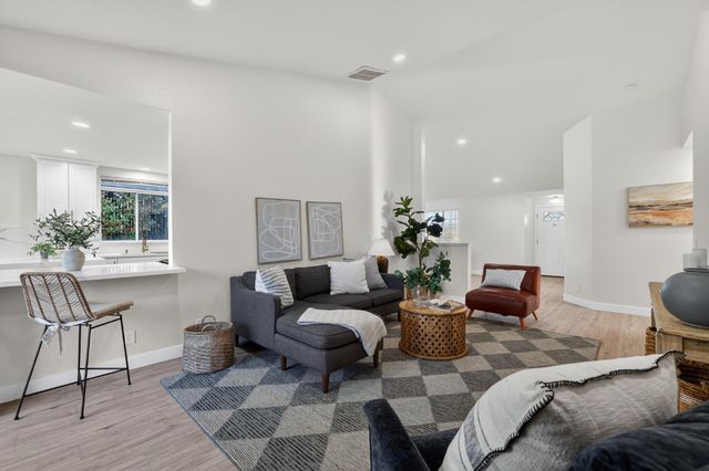 198 Big Valley Rd, Folsom, CA 95630