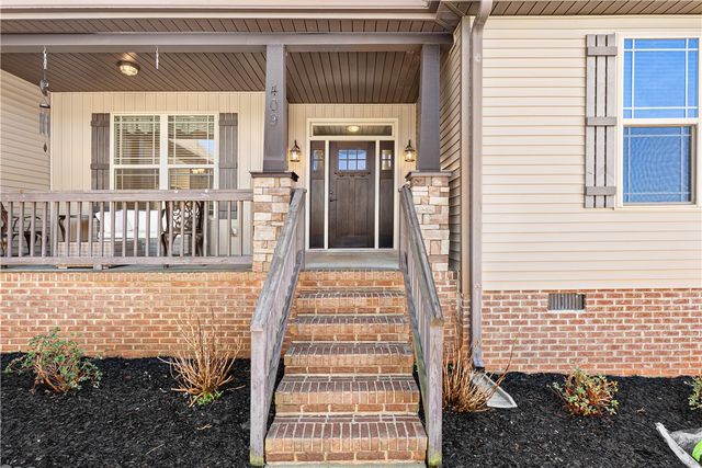 409 Coldstream Court, Seneca, SC 29678