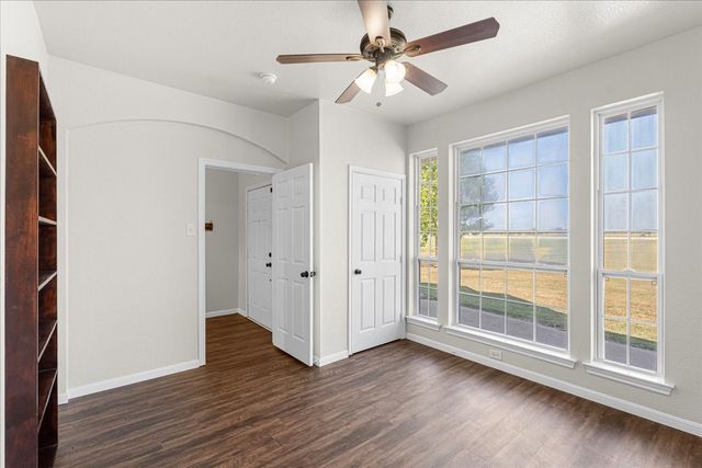 3411 Fm 636, Kerens, TX 75144