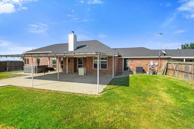 3411 Fm 636, Kerens, TX 75144