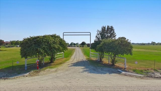 3411 Fm 636, Kerens, TX 75144