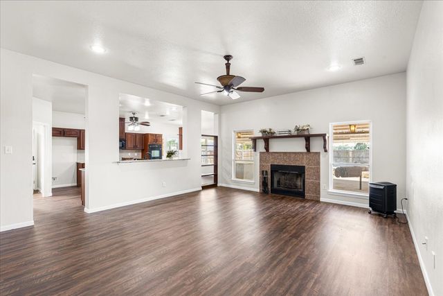 3411 Fm 636, Kerens, TX 75144