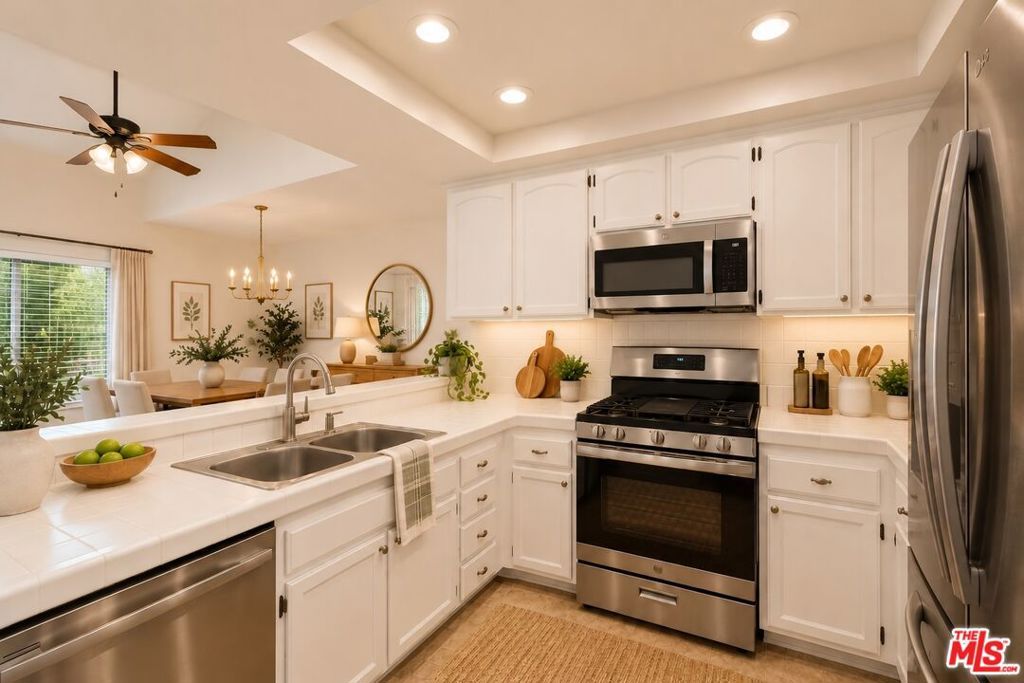 22232 S Vermont Avenue 201D, Torrance, CA 90502 — photo 5