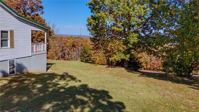 400 Marion County 2032, Yellville, AR 72687