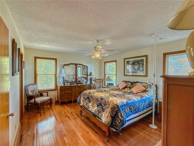 400 Marion County 2032, Yellville, AR 72687