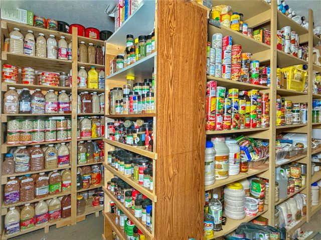 400 Marion County 2032, Yellville, AR 72687