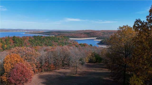 400 Marion County 2032, Yellville, AR 72687