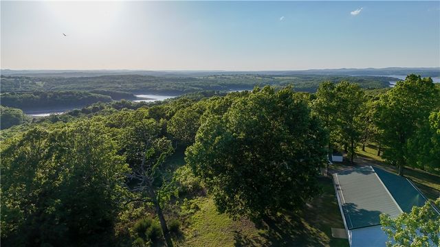 400 Marion County 2032, Yellville, AR 72687