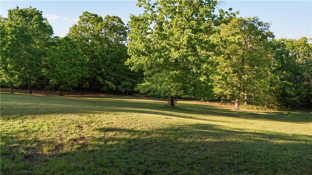 400 Marion County 2032, Yellville, AR 72687