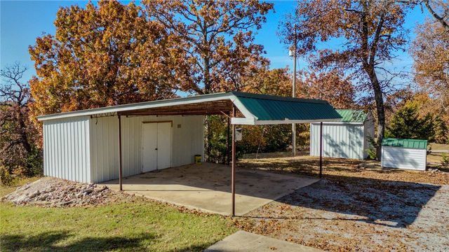 400 Marion County 2032, Yellville, AR 72687