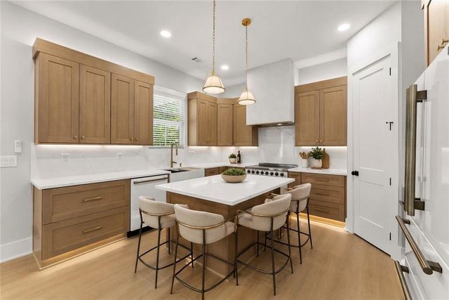 5019 Nichols Drive, Flowery Branch, GA 30542