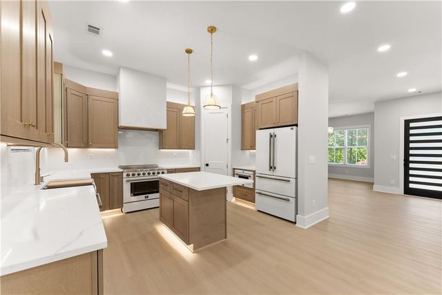 5019 Nichols Drive, Flowery Branch, GA 30542
