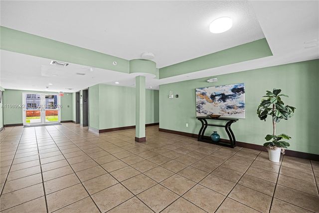 11060 SW 196th Street 514, Cutler Bay, FL 33157