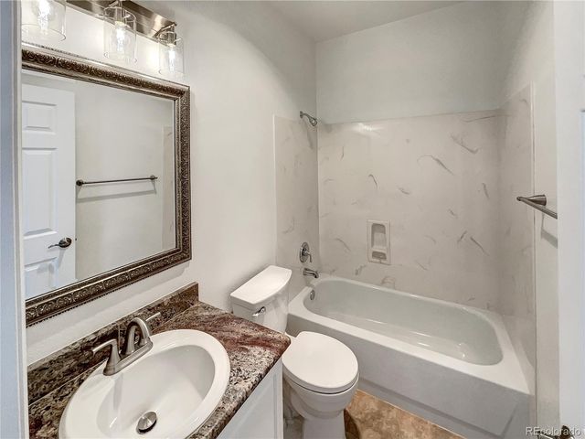 7292 Firethorn, Littleton, CO 80125