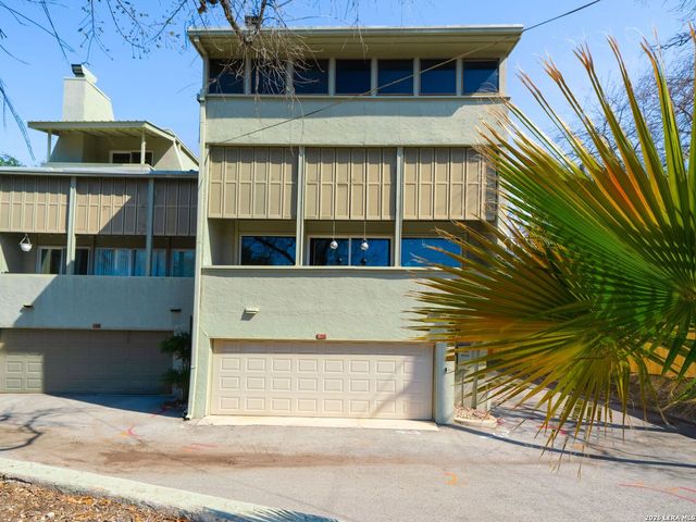 3102 Eisenhauer Rd Apt C26, San Antonio, TX 78209