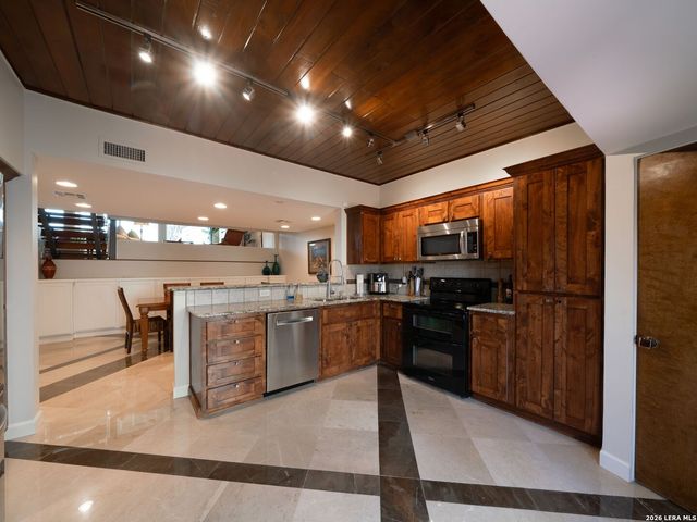 3102 Eisenhauer Rd Apt C26, San Antonio, TX 78209