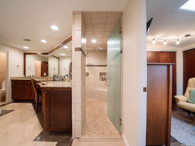 3102 Eisenhauer Rd Apt C26, San Antonio, TX 78209