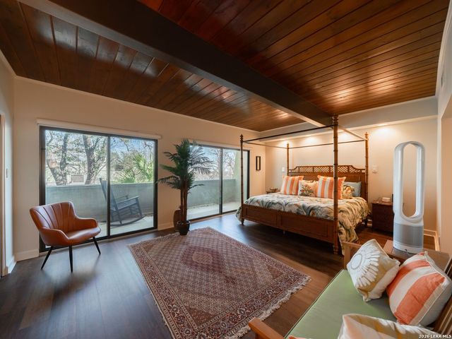 3102 Eisenhauer Rd Apt C26, San Antonio, TX 78209