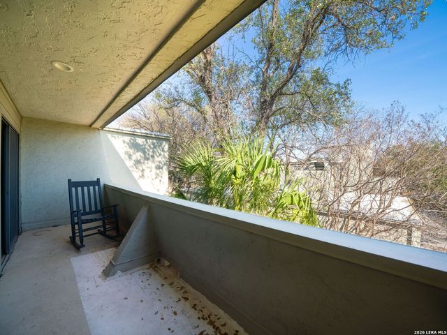 3102 Eisenhauer Rd Apt C26, San Antonio, TX 78209