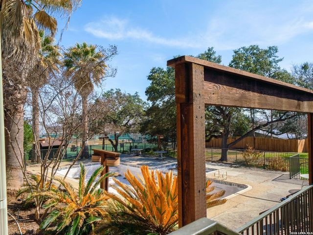 3102 Eisenhauer Rd Apt C26, San Antonio, TX 78209