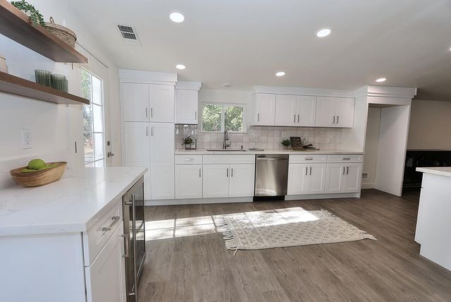 460 Gold Hill Rd, Newcastle, CA 95658