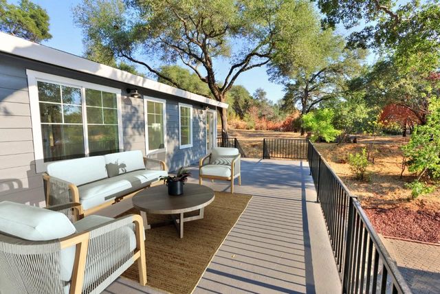460 Gold Hill Rd, Newcastle, CA 95658