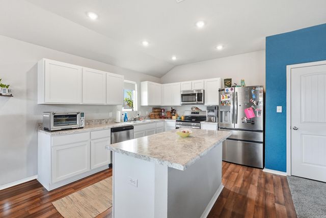 2 Farmhouse Circle, Vilonia, AR 72173