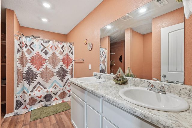 2 Farmhouse Circle, Vilonia, AR 72173