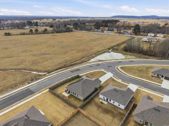 2 Farmhouse Circle, Vilonia, AR 72173