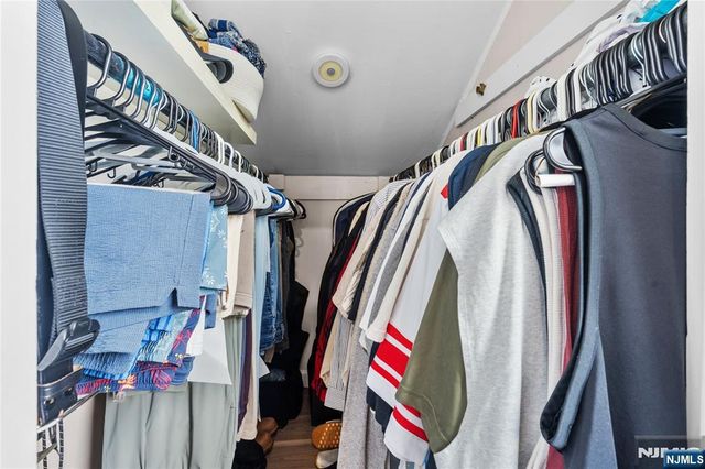 8-35 Lake Street 2, Fair Lawn, NJ 07410