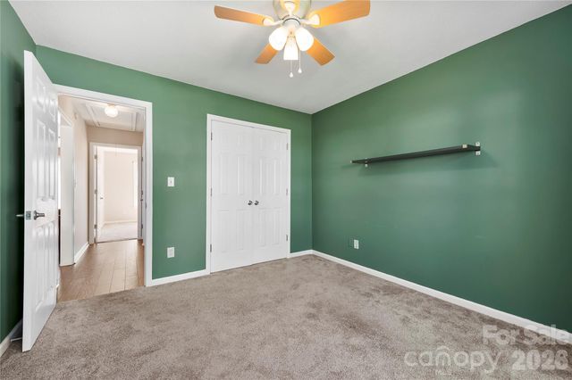 279 Stonehollow Road, Fletcher, NC 28732