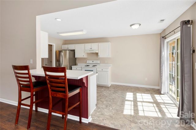 279 Stonehollow Road, Fletcher, NC 28732