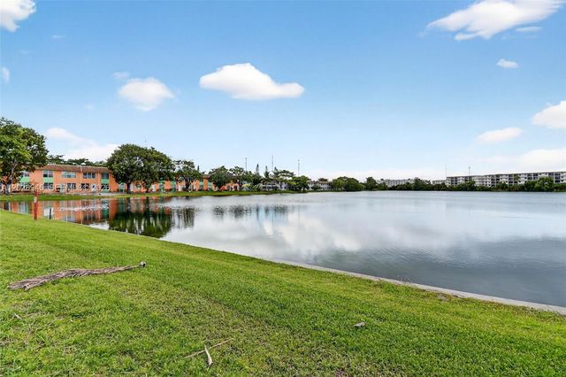 245 NE 191st Street 3022, Miami, FL 33179