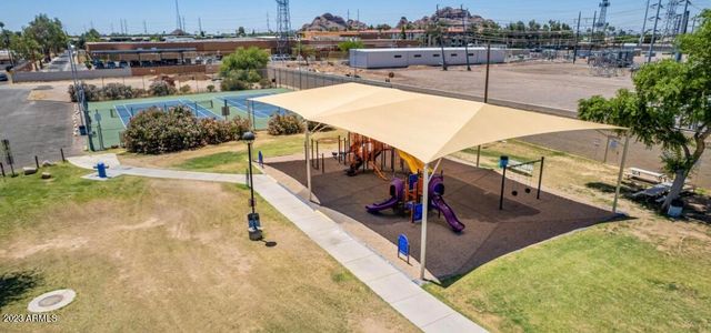 3108 N 68TH Street D, Scottsdale, AZ 85251