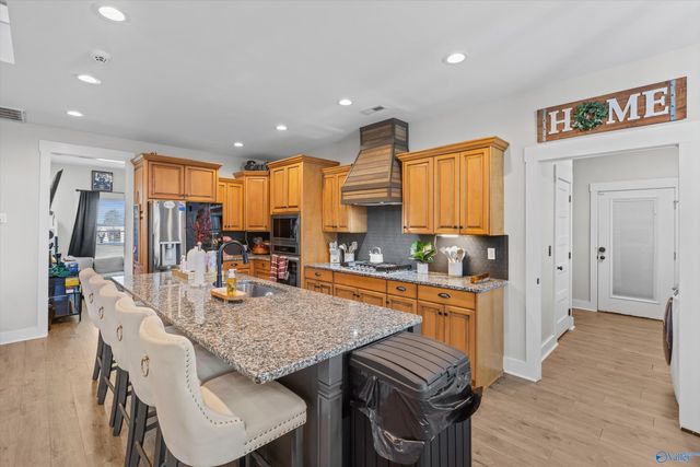 15100 York Lane, Athens, AL 35611