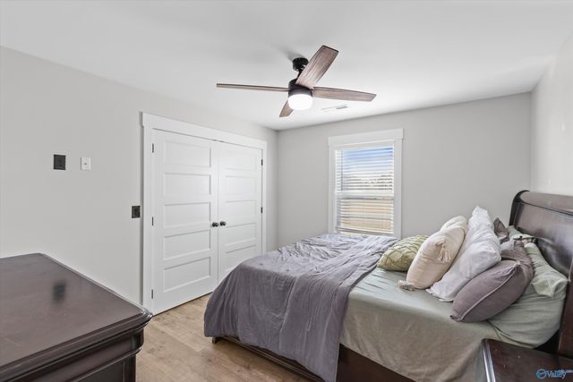 15100 York Lane, Athens, AL 35611