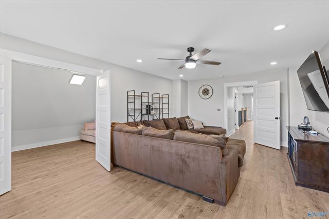 15100 York Lane, Athens, AL 35611