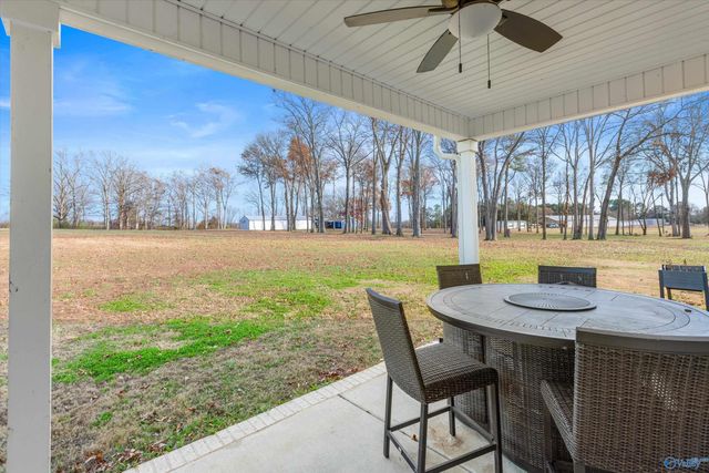 15100 York Lane, Athens, AL 35611