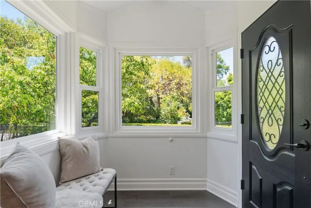 4080 Meadow Lark, Calabasas, CA 91302