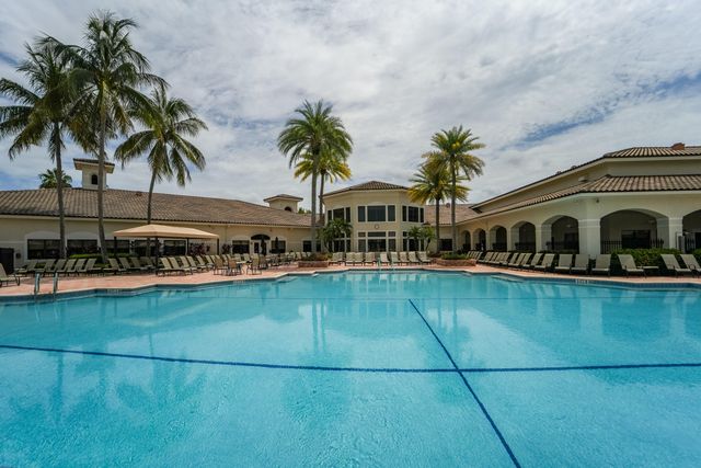9841 Casa Mar Drive, Lake Worth, FL 33467