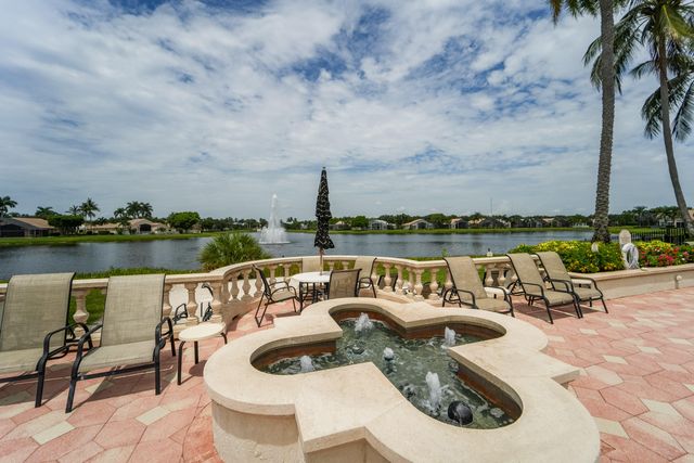 9841 Casa Mar Drive, Lake Worth, FL 33467