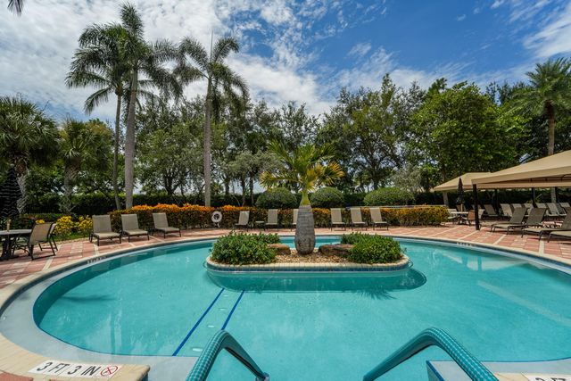 9841 Casa Mar Drive, Lake Worth, FL 33467