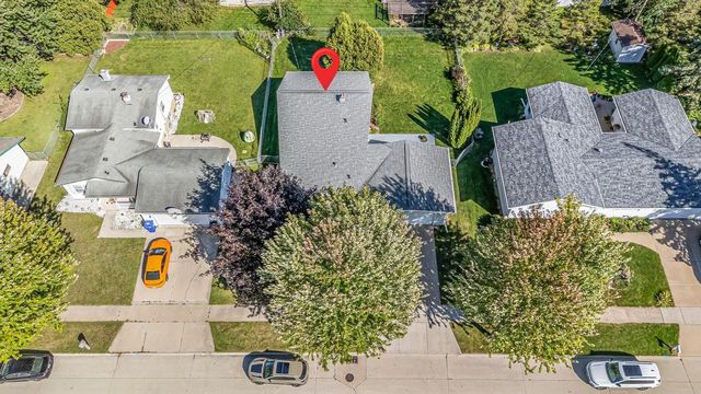 506 S MIDPARK DRIVE, Appleton, WI 54915