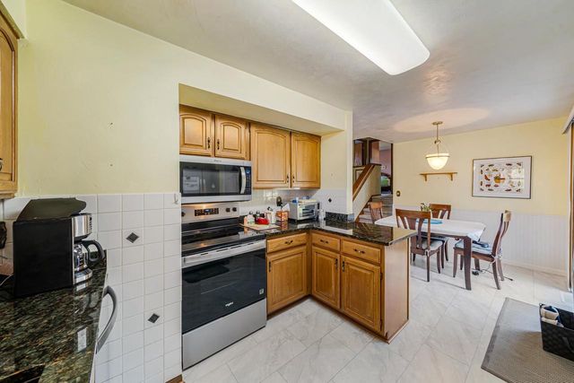 506 S MIDPARK DRIVE, Appleton, WI 54915
