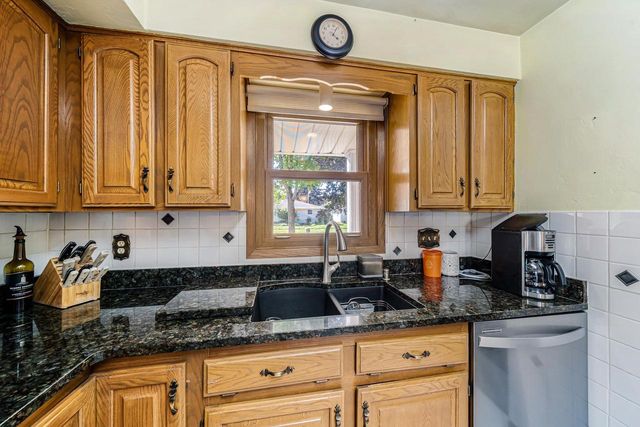 506 S MIDPARK DRIVE, Appleton, WI 54915