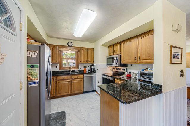 506 S MIDPARK DRIVE, Appleton, WI 54915