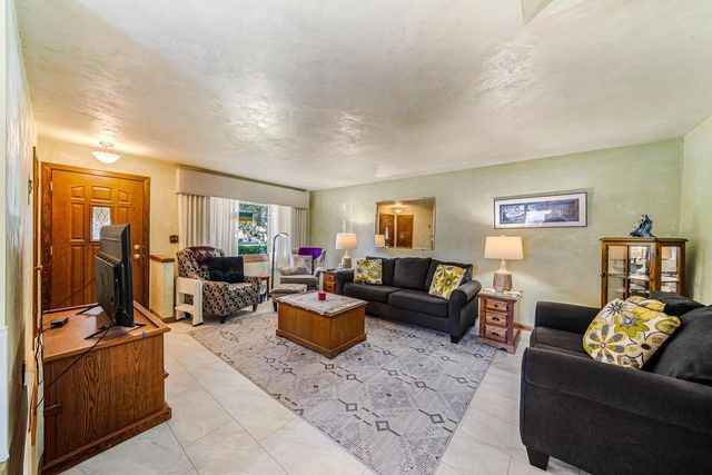 506 S MIDPARK DRIVE, Appleton, WI 54915