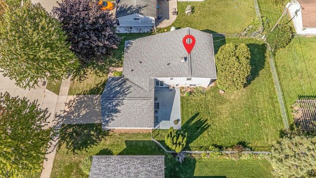 506 S MIDPARK DRIVE, Appleton, WI 54915