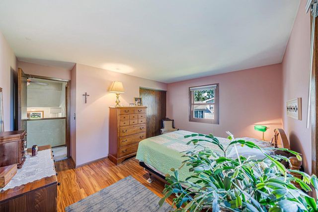 506 S MIDPARK DRIVE, Appleton, WI 54915